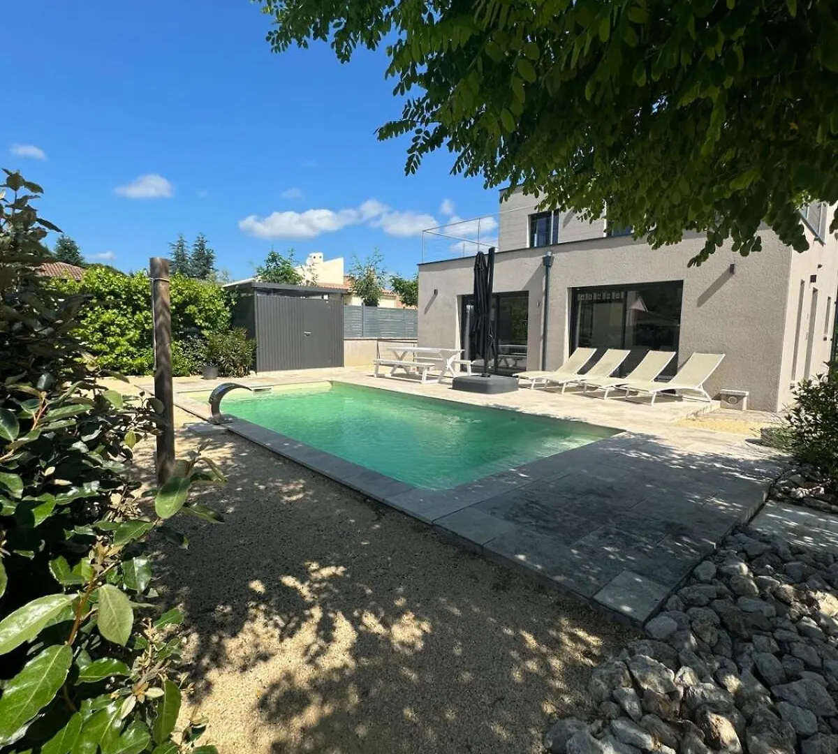 Modern Villa Sampzon Holiday home