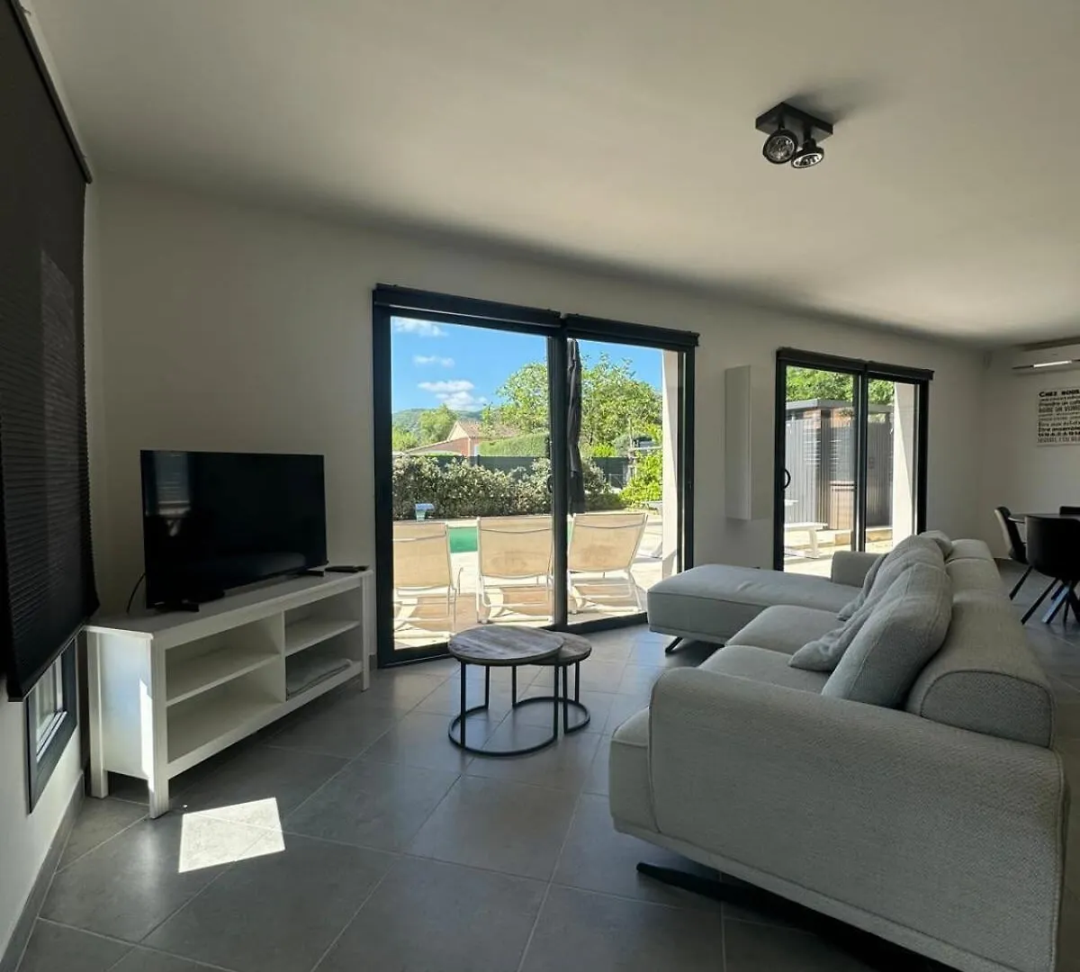 Modern Villa Sampzon France